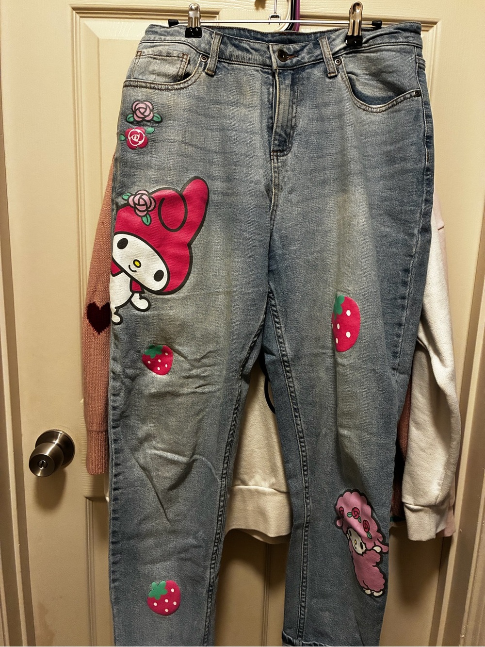 Hot Topic Light Wash My Melody Straight Leg Jeans - Pink & Red